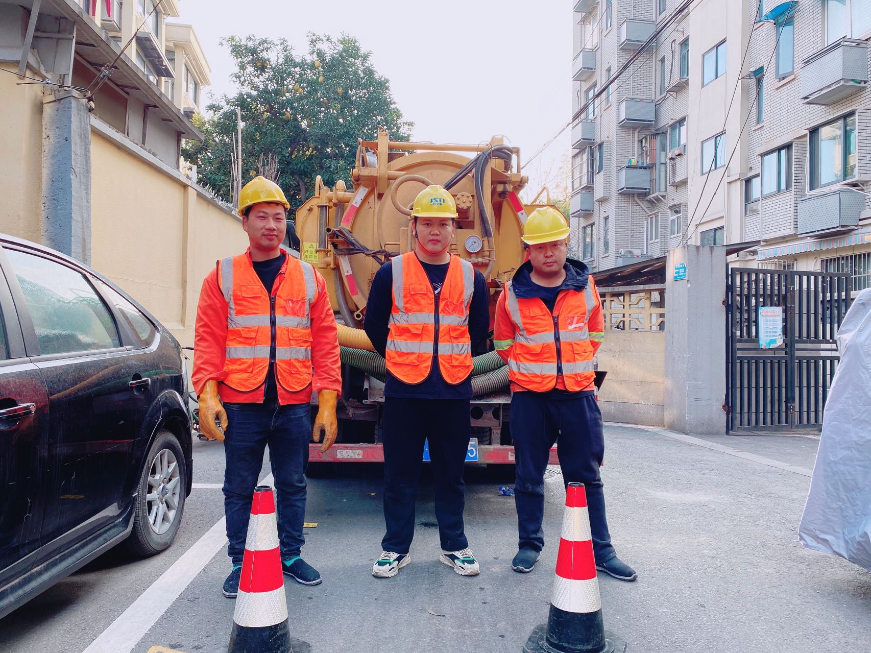 杭州南京某小区管道清淤检测施工